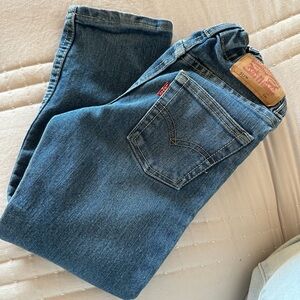 Levi's Blue Slim Jeans with Classic Style